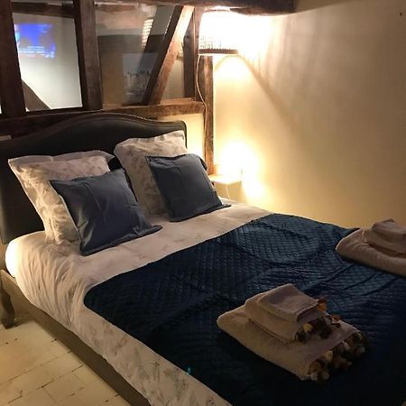 Cosy Studio Place Sainte Catherine Honfleur Exterior photo
