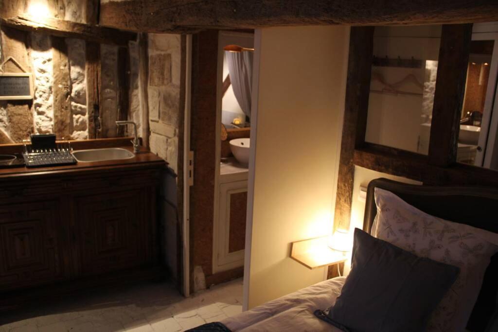 Cosy Studio Place Sainte Catherine Honfleur Exterior photo